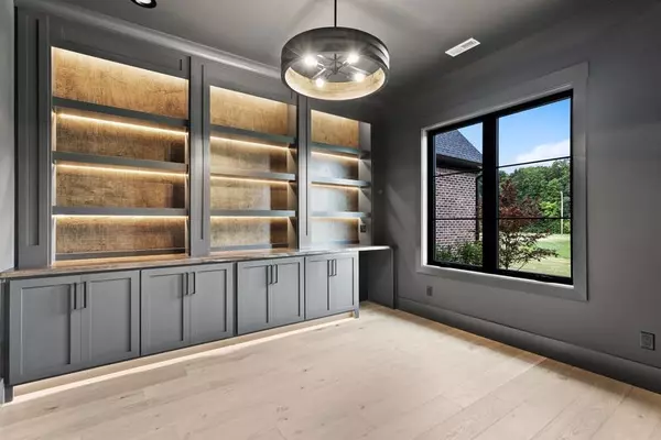 Cottontown, TN 37048,233 Shun Pike