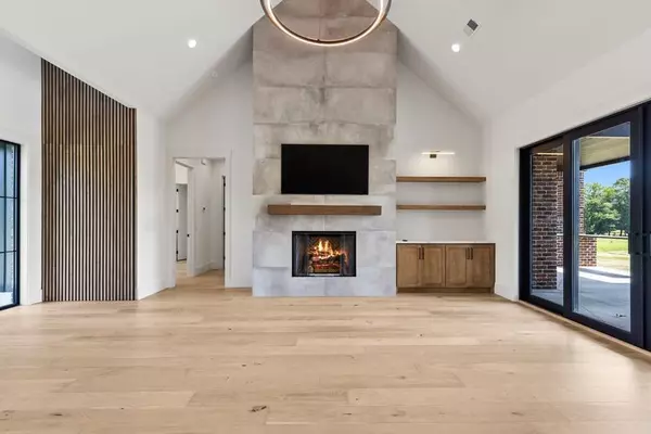 Cottontown, TN 37048,233 Shun Pike