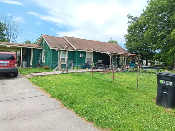1701 Wixtown Rd, Westmoreland, TN 37186