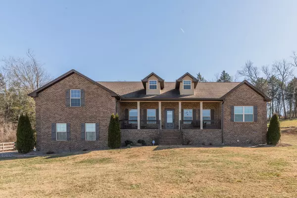 525 Bridle Path Ln, Hartsville, TN 37074