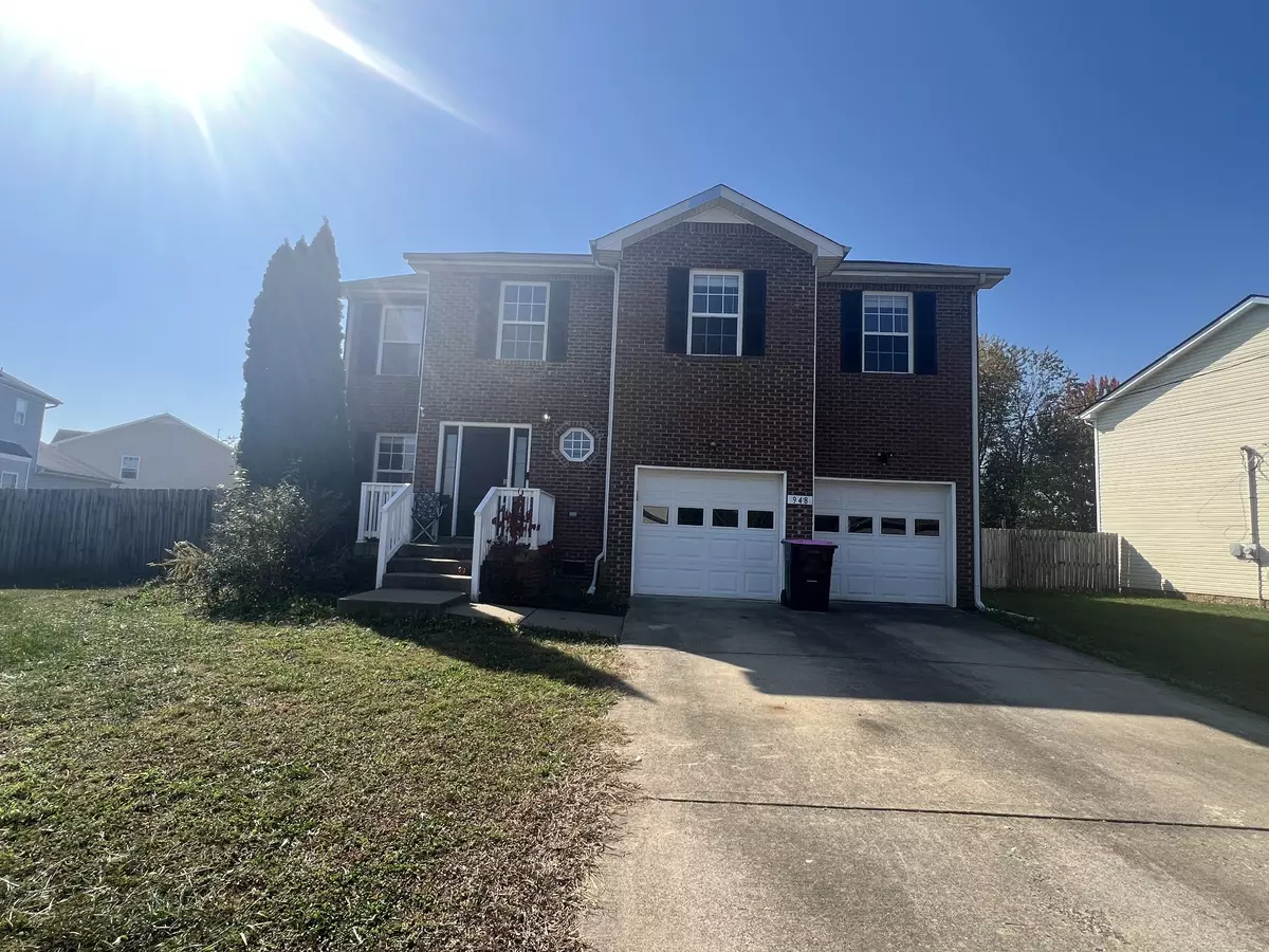 Clarksville, TN 37042,948 Commission Dr #3