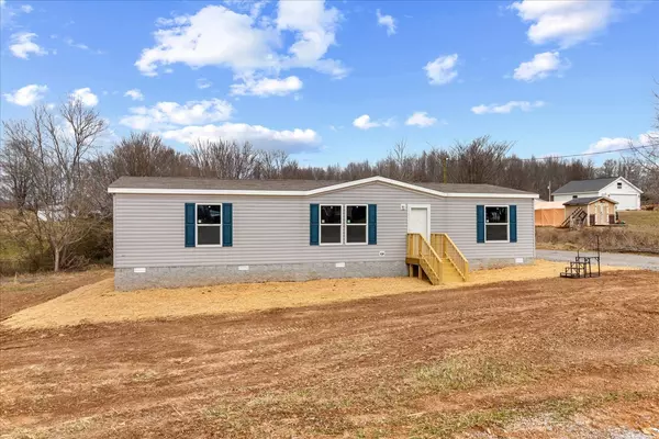 46 Jennifer Ct, Ethridge, TN 38456