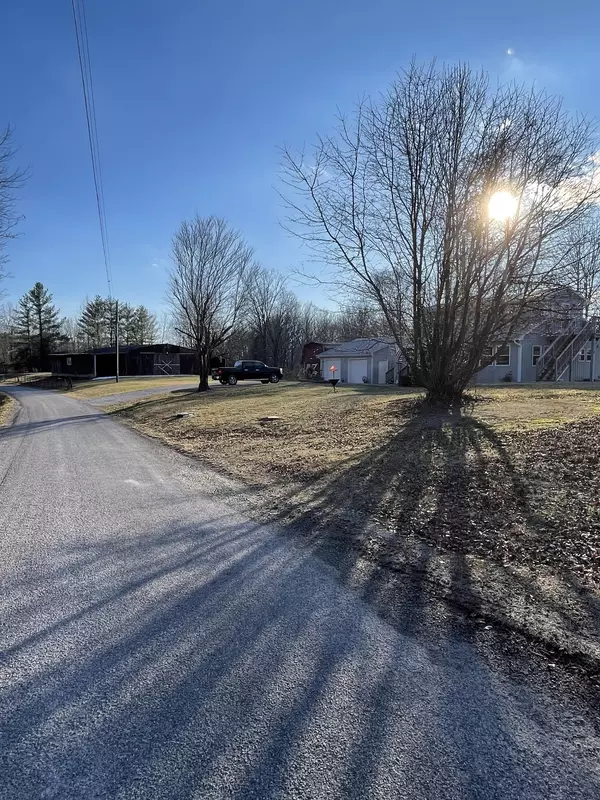 Celina, TN 38551,36 Deer Run Rd