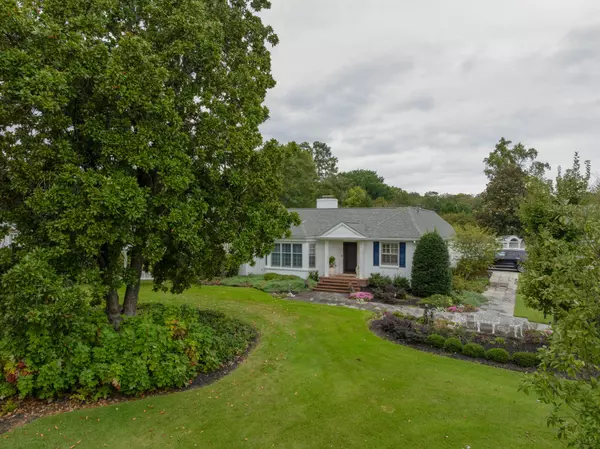 Chattanooga, TN 37405,1705 Carroll Lane