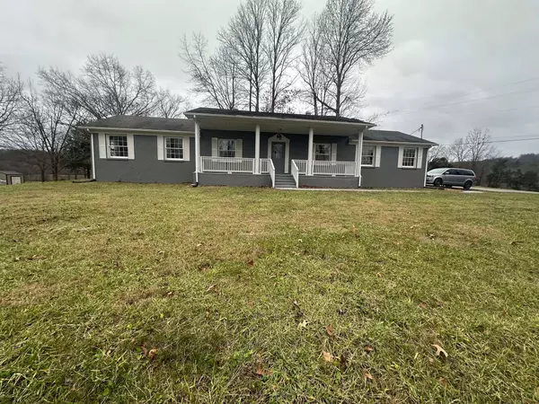 423 Main St #S, Byrdstown, TN 38549