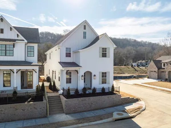 6800 Barnhouse Court, Hixson, TN 37343