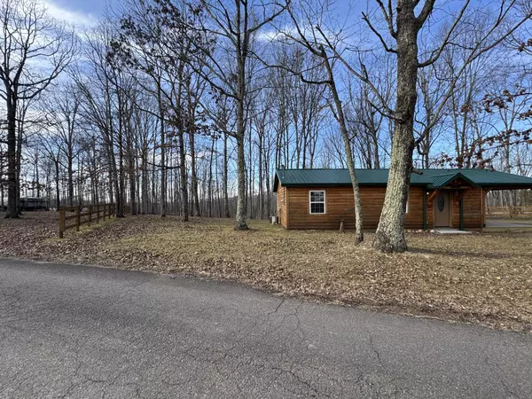 Lobelville, TN 37097,160 Airplane Light Rd