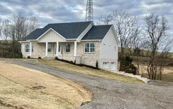 4218 Lone Oak Station Rd, Cunningham, TN 37052