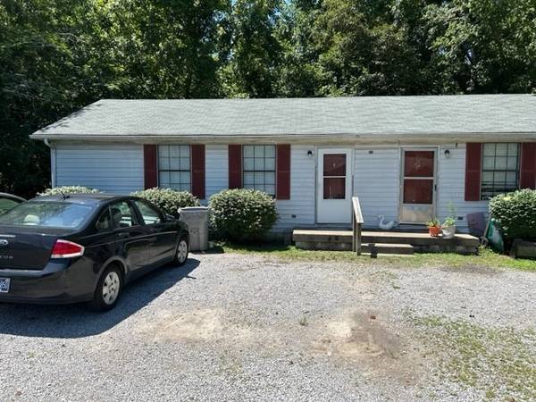 134 N Poole St #C, Ashland City, TN 37015