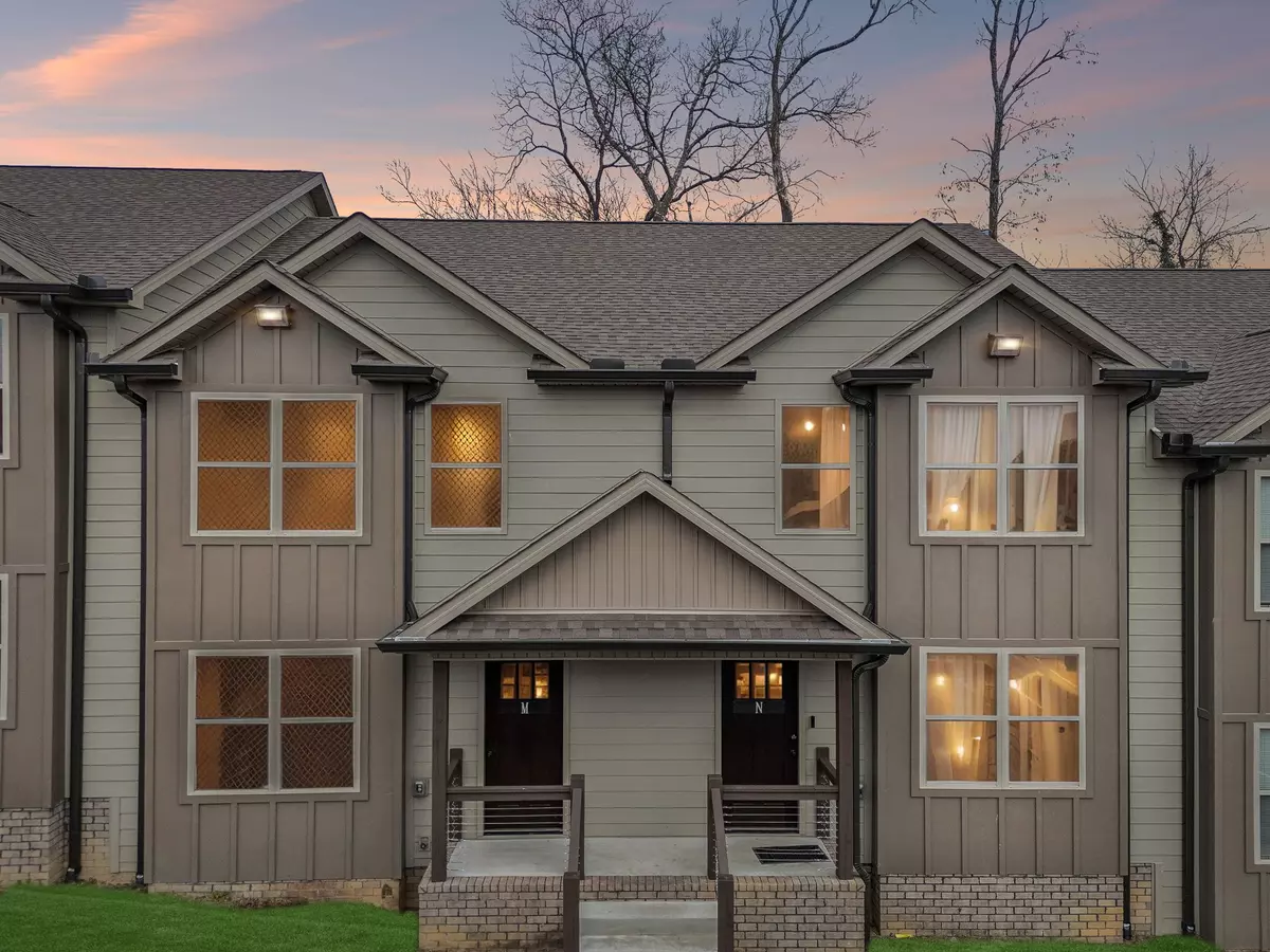 Smithville, TN 37166,122 W Broad St