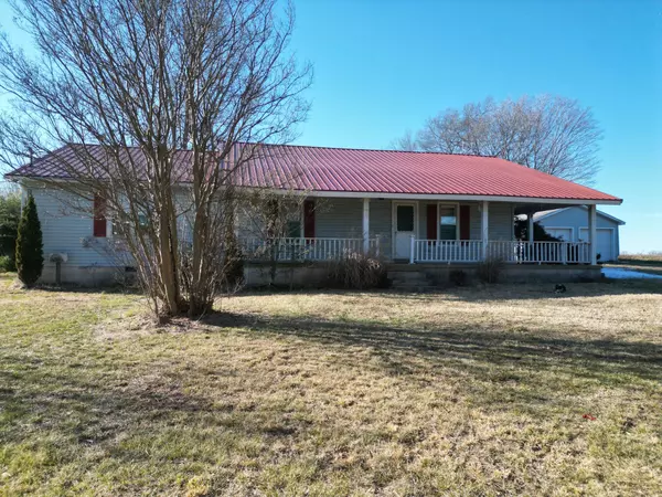 Five Points, TN 38457,1063 Rabbit Trail Rd