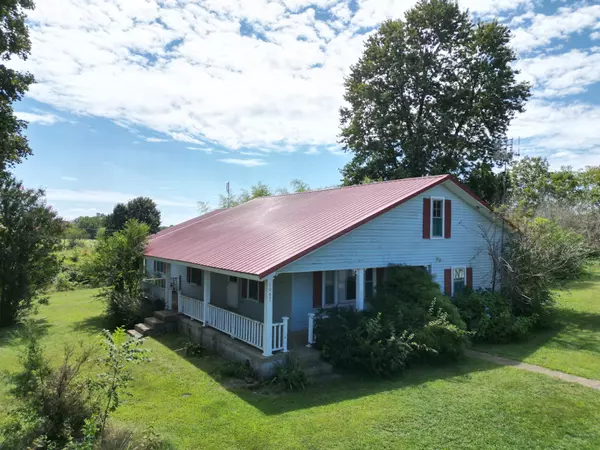 Five Points, TN 38457,1063 Rabbit Trail Rd