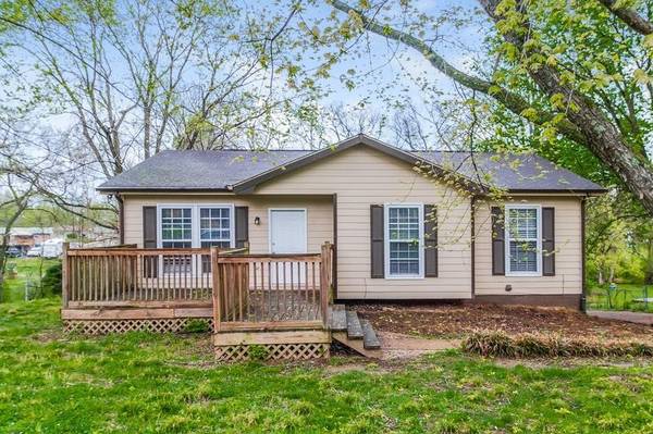 4864 Shoshone Dr, Old Hickory, TN 37138