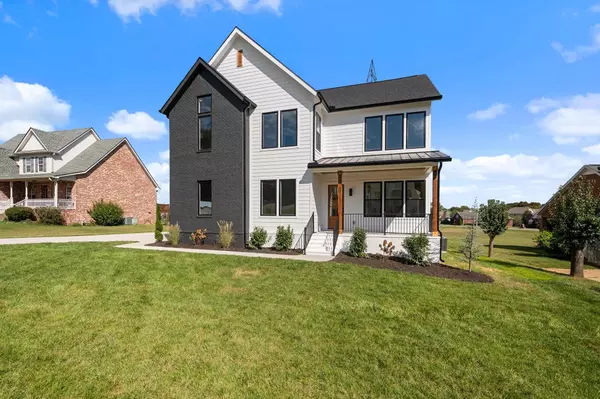 1002 Rhett Pl,  Lebanon,  TN 37087