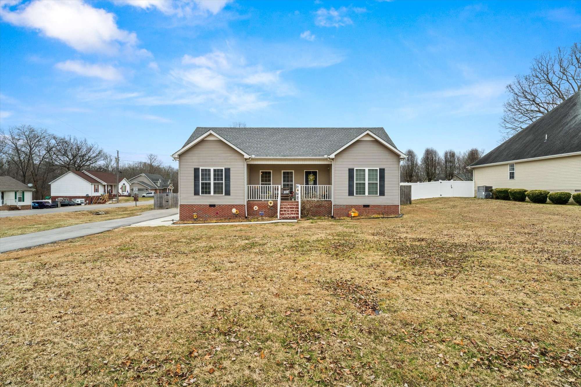 Tullahoma, TN 37388,479 Jean Dr