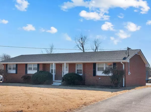 112 Wade Dr, Shelbyville, TN 37160