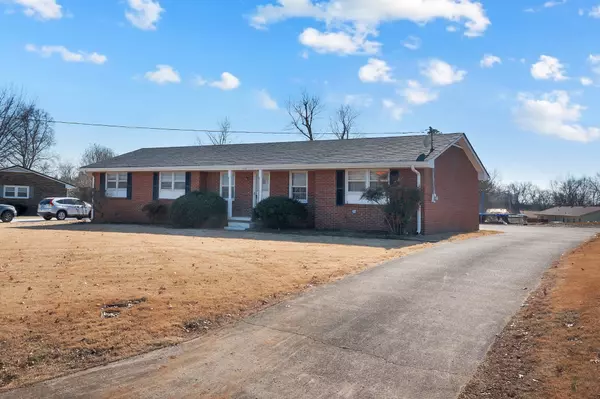 112 Wade Dr, Shelbyville, TN 37160