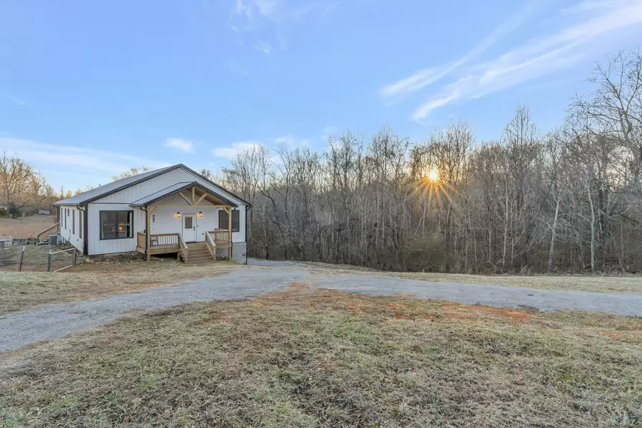 1157 Noah Reeves Rd, Ashland City, TN 37015