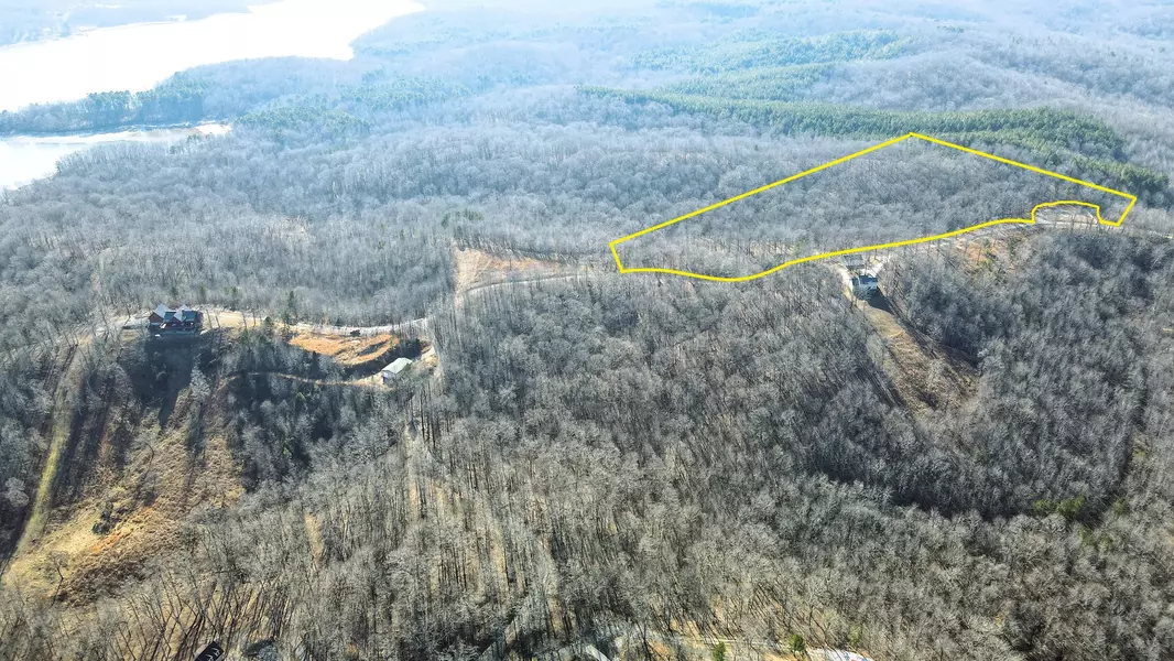 0 River Oaks Dr, Big Sandy, TN 38221