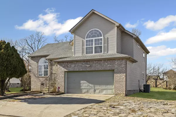 Antioch, TN 37013,1532 Chestnut Oak Dr