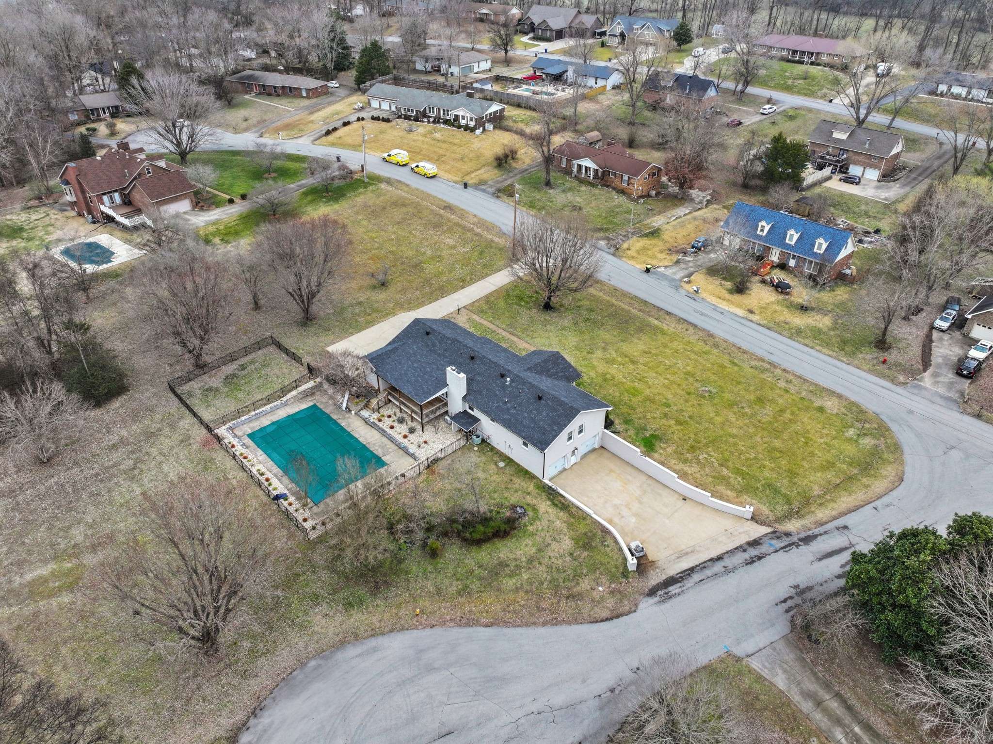 430 Fabian Pl, Clarksville, TN 37043
