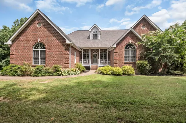 3987 Akin Ridge Road, Williamsport, TN 38487