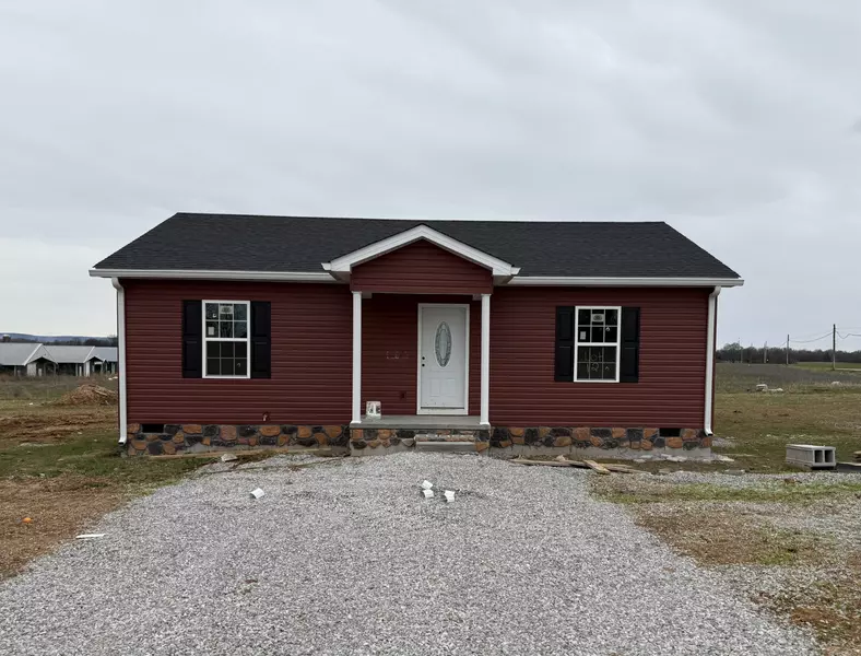 12 Hesselly Rd, Decherd, TN 37324