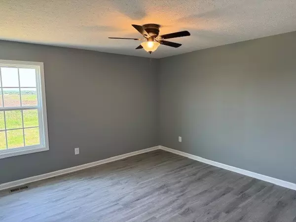 Decherd, TN 37324,12 Hesselly Rd