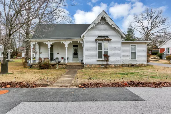 Pulaski, TN 38478,538 E Madison St