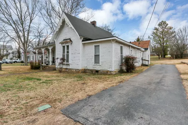 Pulaski, TN 38478,538 E Madison St