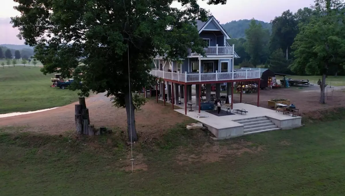 Linden, TN 37096,183 Big Buffalo Estates Cir