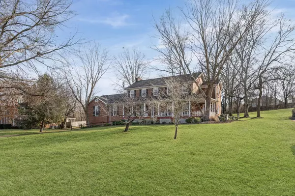 Brentwood, TN 37027,9221 Fox Run Dr