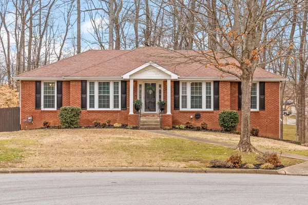 3360 Ashley Ct, Clarksville, TN 37042