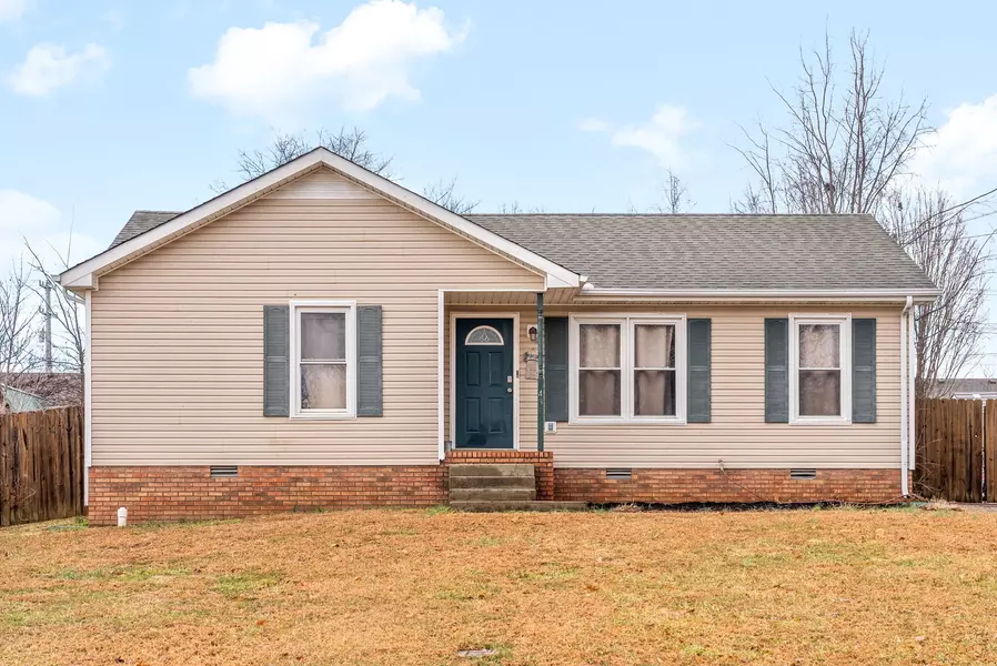 943 Princeton Dr, Clarksville, TN 37042