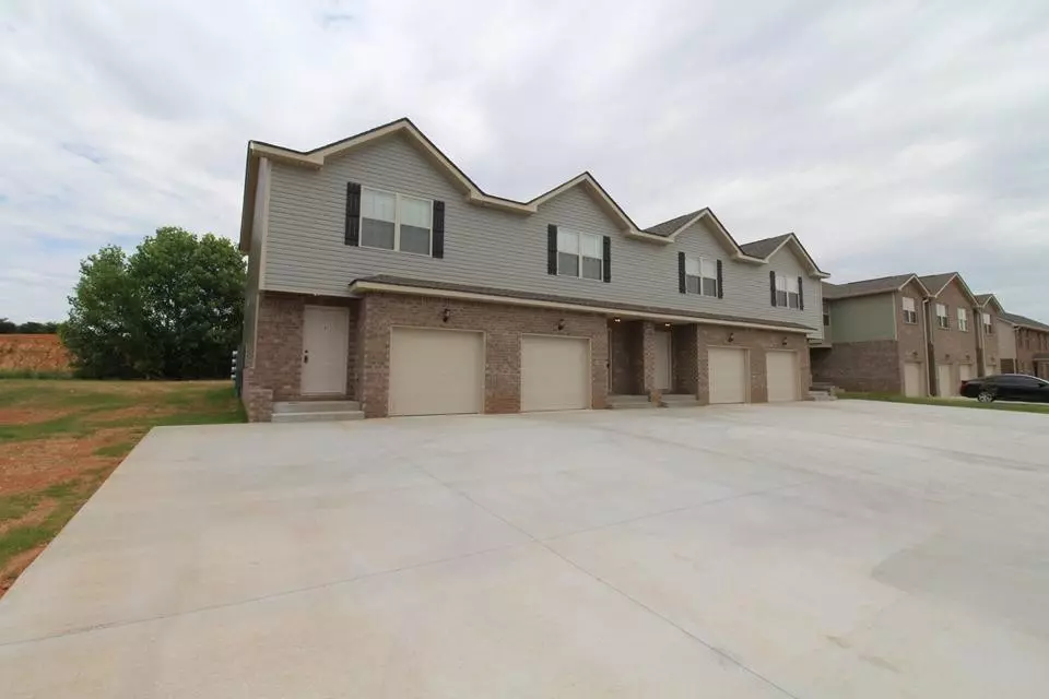 Clarksville, TN 37042,1724 Manning Dr Unit 2