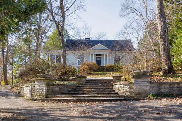 900 Avon Place, Chattanooga, TN 37405