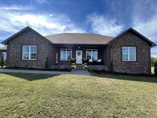 25 James Way, Lafayette, TN 37083