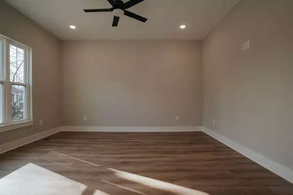 Springfield, TN 37172,795 19th Ave #W