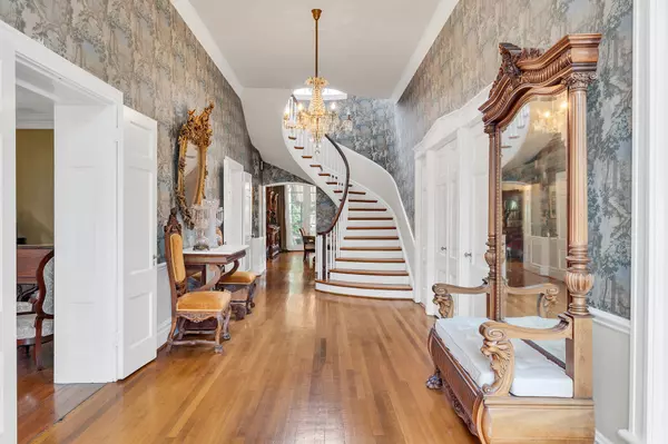 Franklin, TN 37064,151 Franklin Rd