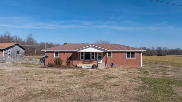 Elora, TN 37328,125 McGeehee Rd