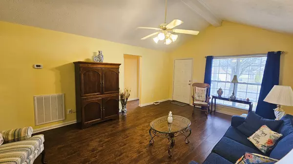 White House, TN 37188,202 Dorchester Dr