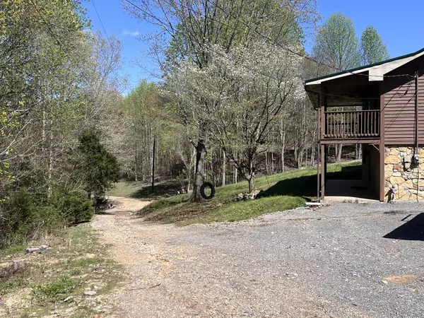 Portland, TN 37148,198 Brandy Hollow Ln