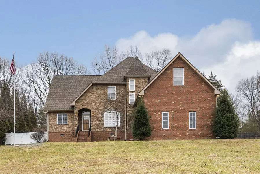 102 Jacobs Way, Bon Aqua, TN 37025