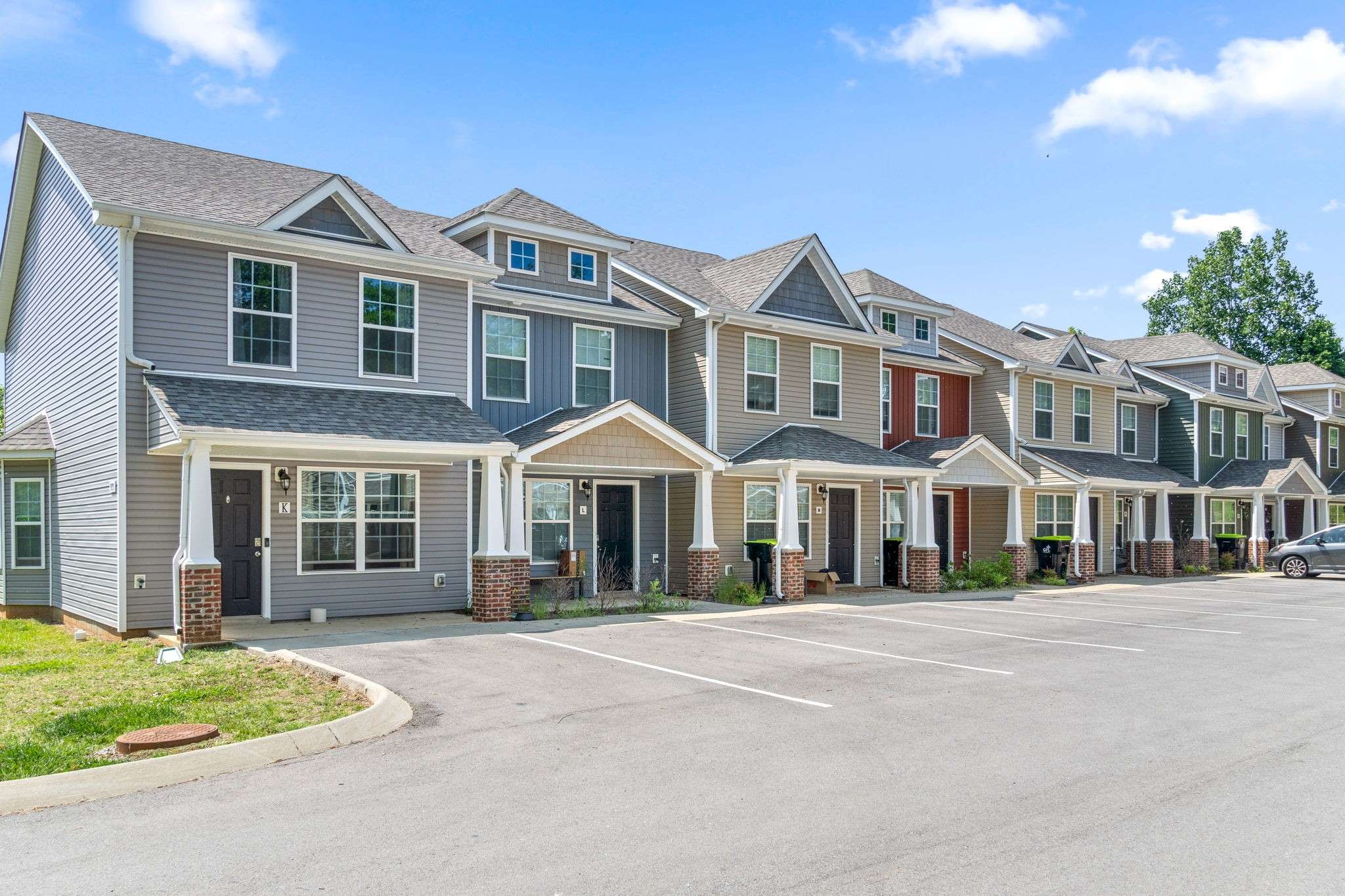 955 Big Sky Dr #K, Clarksville, TN 37040