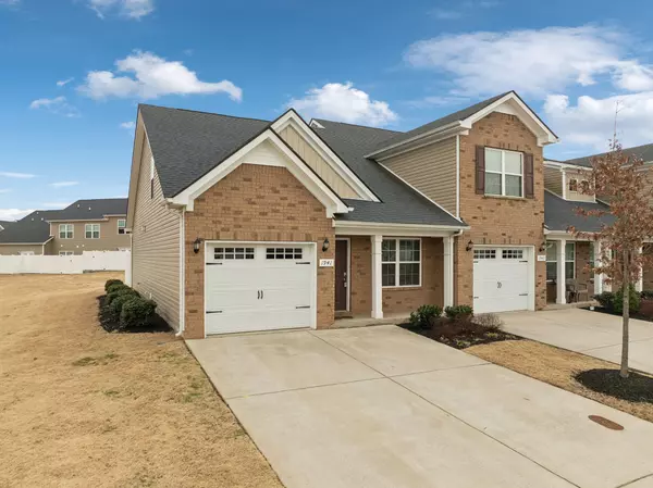 1941 Alysheba Run, Murfreesboro, TN 37128