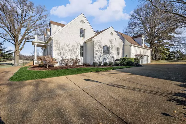 Brentwood, TN 37027,515 Midway Cir