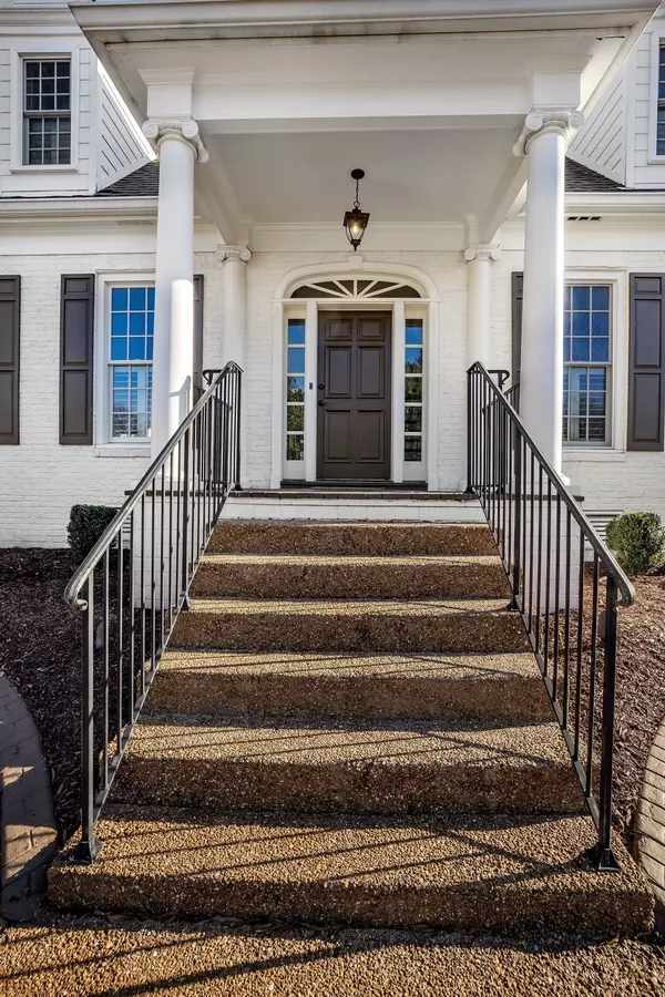 Brentwood, TN 37027,515 Midway Cir