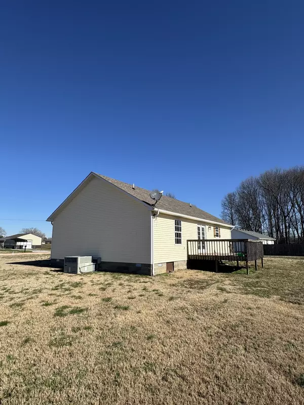 Leoma, TN 38468,163 Michael Dr