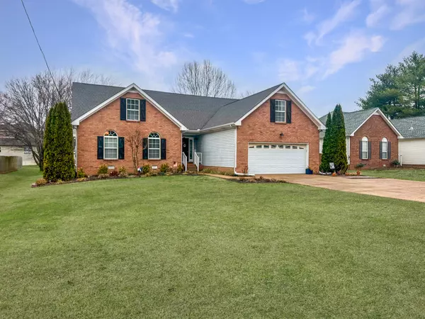 110 Magnolia Dr, White House, TN 37188