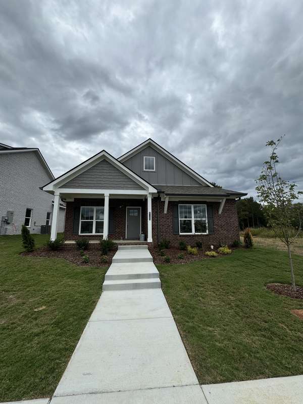 6154 Parkhaven Blvd, Hermitage, TN 37076
